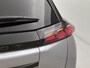 Peugeot e-2008 EV Allure Avantage 54 kWh 156pk Automaat | Navigatie | Camera Voor + Achter | Adaptieve Cruise Control | Climate Control | 17"LMV | LED | Dodehoekdetectie | Apple Carplay/Android Auto |