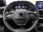 Peugeot e-2008 EV Allure Avantage 54 kWh 156pk Automaat | Navigatie | Camera Voor + Achter | Adaptieve Cruise Control | Climate Control | 17"LMV | LED | Dodehoekdetectie | Apple Carplay/Android Auto |
