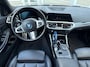 BMW 3-Serie 330e High Executive 292 PK | M Sport | Panoramadak | Voorstoelen Verwarmd | Achteruitrijcamera | Lederen Bekleding