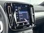 Volvo XC40 T4 Recharge Core | 18" | Trekhaak | Adaptieve Cruise | Parkeercamera | Keyless | Elektrische Achterklep |