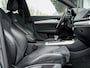 Audi Q5 40 TDI quattro S edition | 3x S-Line | Stoelverwarming | Virtual Cockpit | Camera | NW Model | Black Optic | LED Koplampen | Cruise Control | Climate Control | Parkeersensoren | Daytona Grijs Parelmoer Lak |