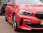 BMW 1-Serie 118i Executive Edition M-Sport | Leder | 18 inch | Camera | ACC | Stuur Verw |