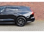 Volvo V60 T8 455PK Plug-in hybrid AWD Plus Dark Performance Edition | Styling Kit | 19'' | Premium Pack |