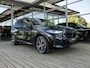 BMW X5 xDrive50e | M-SPORT PRO | 21 INCH | SOFTCLOSE | STOELVENTILATIE | HEAD-UP | HARMAN KARDON | ICONIC GLOW GRILL | SKYLOUNGE PANORAMA/SCHUIF-KANTELDAK | CARBONSCHWARZ | SHADOWLINE | DRIVING ASSISTANT PROF | TRAVEL PAKKET | COMFORT PAKKET + | INNOVATIE PAKKET |