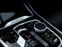 BMW X5 xDrive50e | M-SPORT PRO | 21 INCH | SOFTCLOSE | STOELVENTILATIE | HEAD-UP | HARMAN KARDON | ICONIC GLOW GRILL | SKYLOUNGE PANORAMA/SCHUIF-KANTELDAK | CARBONSCHWARZ | SHADOWLINE | DRIVING ASSISTANT PROF | TRAVEL PAKKET | COMFORT PAKKET + | INNOVATIE PAKKET |