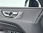 Volvo XC60 T6 Recharge Core Bright Long Range | 20" | Leder | Elektr. verst. Stoelen | Parkeercamera | Stoel/Stuur/Achterbankverwarming | Adaptieve Cruise | BLIS