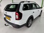 Dacia Logan 0.9 TCE STEPWAY / Trekhaak / PDC / Achteruitrijcamera / APK t/m 01-04-2027.