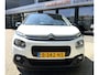 Citroën C3 110 Pk Benzine * AUTOMAAT * Navigatie * Achteruitrij Camera * Climate & Cruise Control * Dodehoeksensor * Grootlicht Assistent * Zwart Dak * Apple Carplay / Android Auto * Vingerhoets; Vierde Generatie Eersteklas Service. Al meer dan 100 jaar een begrip in de Brabantse Kempen.
