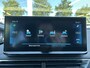Peugeot 3008 1.2 PureTech Blue Lease Premium Nieuw model LED / Automaat /  Carplay / Camera / Trekhaak