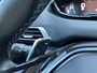 Peugeot 3008 1.2 PureTech Blue Lease Premium Nieuw model LED / Automaat /  Carplay / Camera / Trekhaak