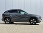 Hyundai Kona 1.6 GDI HEV Premium / Trekhaak 1300KG Trekgewicht / Stoelen Elektrisch Verstelbaar Met Geheugenfunctie / Stoelverwarming en Verkoeling Voorzijde / Achterklep Elektrisch /