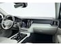 Volvo V60 2.0 T6 Plug-in hybrid AWD Core Bright | Dealer onderhouden | Camera | Trekhaak