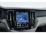 Volvo V60 2.0 T6 Plug-in hybrid AWD Core Bright | Dealer onderhouden | Camera | Trekhaak