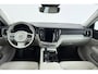 Volvo V60 2.0 T6 Plug-in hybrid AWD Core Bright | Dealer onderhouden | Camera | Trekhaak