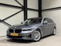 BMW 5-Serie Touring 520e Business | navi | leder | panorama | trekhaak |