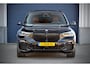 BMW X5 XDrive45e M Sport / NL Auto / 1ste Eig. / Pano / Comf. Stoel / 22" / HUD / H&K Sound