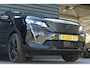 Peugeot 3008 1.6 HYBRID 225PK GT PACK AUTOMAAT / NAVI / ALCANTARA / CLIMA / CAMERA V+A / AGR / 19"LMV / FULL-LED / KEYLESS / ELEKTR. STOELEN / ELEKTR. ACHTERKLEP / STOELVERWARMING / BLUETOOTH / ADAPT. CRUISECONTROL / 2E EIGENAAR / SCHITTERENDE STAAT !!