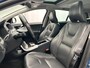 Volvo V60 1.5 T2 Summum | Origineel NL | Memory | Trekhaak | Camera | kantel/dak | Leder | Stoelverwarming |