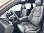 Volvo XC60 T8 Recharge Ultra Dark | 21" | Luchtvering | Geventileerd Nappa | Massagestoelen | Bowers & Wilkins | Panoramadak | Head-Up | 360 Camera | Elektr. verst. Stoelen | BLIS | Stoel/Stuur/Achterbankverwarming