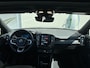 Volvo XC40 Recharge Ultimate 70 kWh | Zwenkbare trekhaak | Panorama dak | Adaptieve cruise | Harman Kardon | Memory |