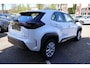 Toyota Yaris Cross 1.5 HYBRID STOELVERW. STUURVERW. RUITENWISSER VERW. AD-CRUISE APPLE/ANDROID