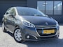 Peugeot 208 1.2 PureTech Blue Lion Navi,Airco,Cruise,5 Deurs,Pdc,Dealer Onderhouden,N.A.P,Weinig km,Nieuwe Apk bij Aflevering