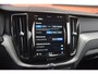 Volvo XC60 T6 Plug-in Hybrid 350PK Essential Bright Long Range SOH99%/Pano/