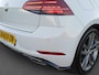 Volkswagen Golf 1.5 TSI Highline R /R-Line/Camera/Digi Dash/Cruise/18"/Navi/