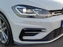 Volkswagen Golf 1.5 TSI Highline R /R-Line/Camera/Digi Dash/Cruise/18"/Navi/