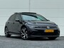 Volkswagen Golf 1.5 eTSI R-Line Org NL Pano HUD Camera Dodehoek Stoel+Stuurverwarming Lane assist
