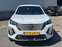 Peugeot 2008 1.2 PureTech 130 Allure Camera | Carplay | Leder/Stof | Digitaal Dashboard | 17" Lichtmetaal | Parkeersensoren | LED | Cruise | Achteruitrij Camera | Airco (automatisch) | Cruise control