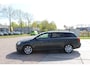 Toyota Avensis Wagon 2.0 VVTi Executive Business LEDER TREKHAAK MULTIMEDIA VOORBER NAVI