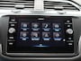 Volkswagen Tiguan 1.4 eHybrid Life Edition Automaat - LED - Stoelverwarming - ACC - Navigatie - PDC