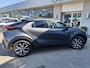 Toyota C-HR / C-HR+ 2.0 PHEV 220 First Edition | Navi | Sensoren v/a | Dodehoek |