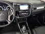 Mitsubishi Outlander 2.0 PHEV instyle+ | SCHUIF/KANTELDAK |