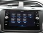 Volkswagen Tiguan 1.4 eHybrid Life Edition Automaat - LED - Camera - Navigatie - ACC - Side Assist - Achterklep elektrisch