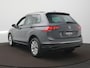 Volkswagen Tiguan 1.4 eHybrid Life Edition Automaat - LED - Camera - Navigatie - ACC - Side Assist - Achterklep elektrisch