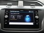 Volkswagen Tiguan 1.4 eHybrid Life Edition Automaat - LED - Camera - Navigatie - ACC - Side Assist - Achterklep elektrisch