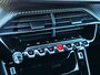 Peugeot 2008 1.2 PureTech 131PK GT + LED|Parelmoer|Navi|Keyless|Sfeerverl.|3D Digital Cockpit|Dodehoek|Lane|Apple|Android|17"LMV