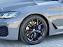 BMW 5-Serie Touring 530d High Executive 286 PK | M sport | Laser | 19 Inch | H/K | Keyless