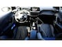 Peugeot 2008 1.2 PureTech GT Pack Elek. Stoel met Massage | Focal | Stoelverwarming | Leder | Camera | LED | 18" Lichtmetaal | Climate | Achteruitrijcamera | Afwijkende dakkleur | Airco (automatisch)