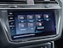 Volkswagen Tiguan 1.4 TSI eHybrid PHEV DIRECT LEVERBAAR | RECENT ONDERHOUD UITGEVOERD | 360 CAMERA ZICHT | STOEL- EN STUURWIELVERWARMING | PANORAMADAK | INCLUSIEF 12 MAANDEN BOVAG-GARANTIE