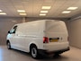 Volkswagen Transporter 2.0 TDI L2H1 | 2 x SCHUIFDEUR | NAVI | CRUISE | TREKHAAK |