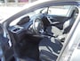 Peugeot 2008 1.2 PureTech Blue Lion incl. Bovag Garantie, Navigatie, Distr.riem vervangen.