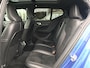 Volvo XC40 Recharge P8 AWD R-Design | Rijklaar incl 12 mnd Bovag | SoH 99% Panoramadak 360 camera Warmtepomp Trekhaak