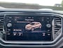 Volkswagen T-Roc 1.5 TSI Sport Climate control | LM-velgen | Navigatie | Parkeercamera | AutoHold | Schuif/kanteldak | Cruise control
