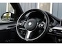 BMW X5 xDrive50i High Executive 7p. Rijklaarprijs-Garantie Panorama dak Leder Navigatie Head-up 20 Inch