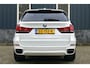 BMW X5 xDrive50i High Executive 7p. Rijklaarprijs-Garantie Panorama dak Leder Navigatie Head-up 20 Inch