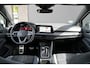 Volkswagen Golf 1.5 eTSI R-Line | Pano | Stoel/Stuurverwarming | ACC | Camera | Keyless | HUD | Rijklaar
