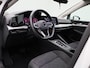 Volkswagen Golf 1.0 eTSI Life | Automaat | Stoel - Stuur Verwarming | Navigatie | Apple CarPlay/ Android Auto | Parkeersensoren | LMV | LED |
